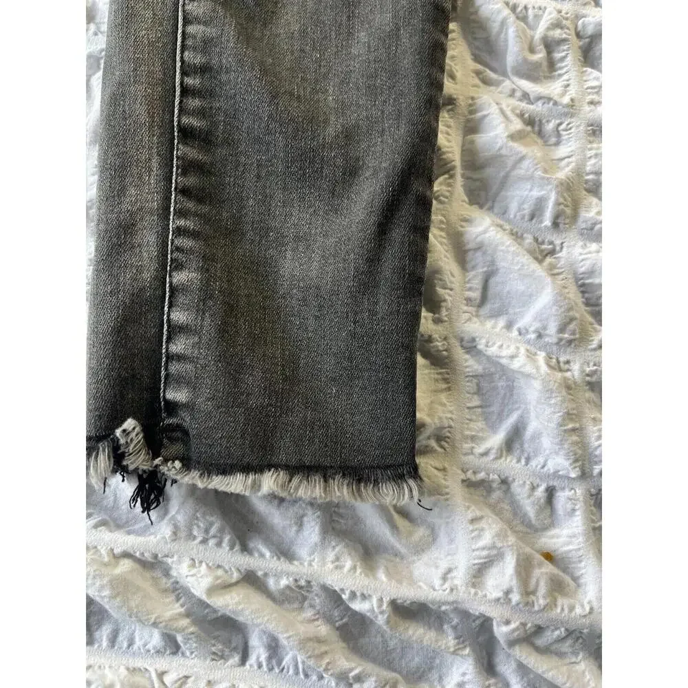 PrettyLittleThing Black HighWaisted Ripped Distressed Skinny Jeans‎ Pants Petite